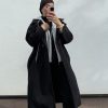 Manteau à capuche noir
