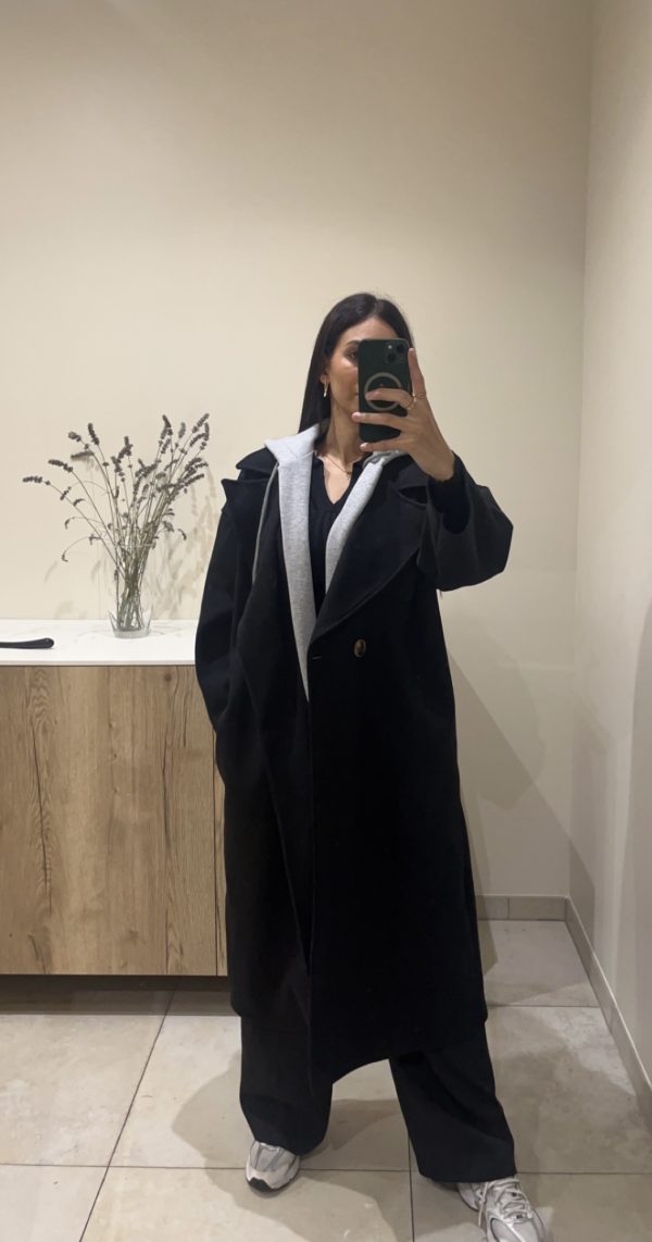 Manteau à capuche noir