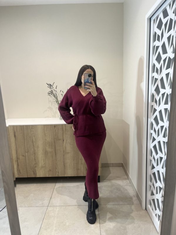Ensemble jupe cache coeur bordeaux