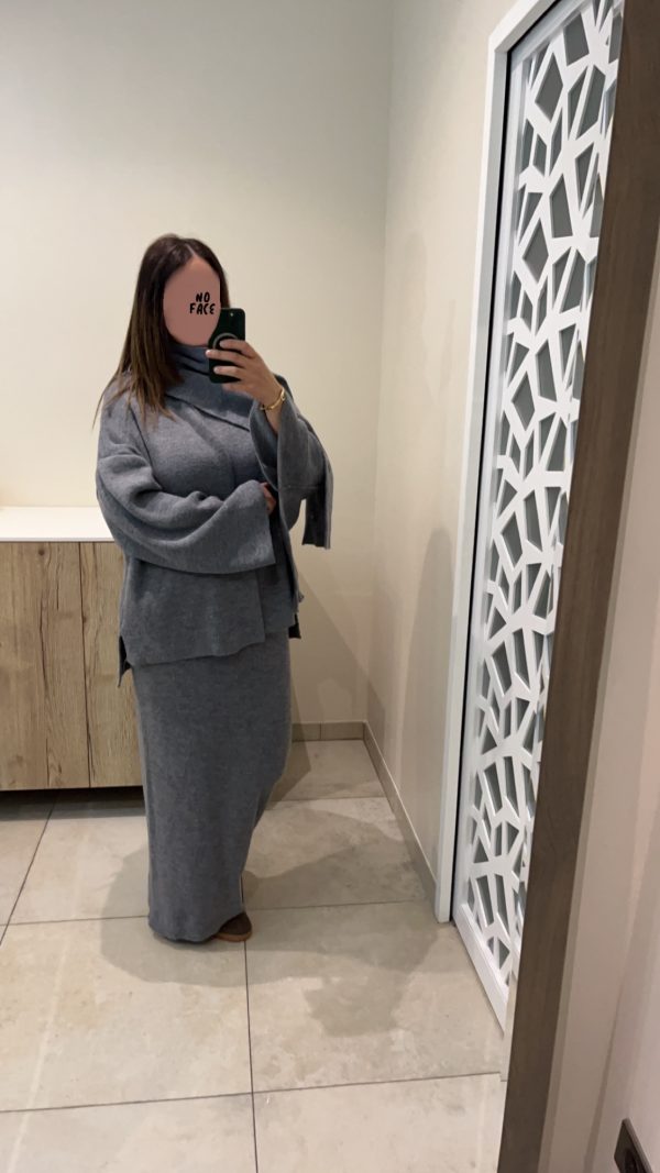 Ensemble jupe avec écharpe gris