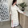 Robe dentelle blanc cassé