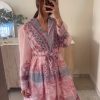 Robe Kate rose