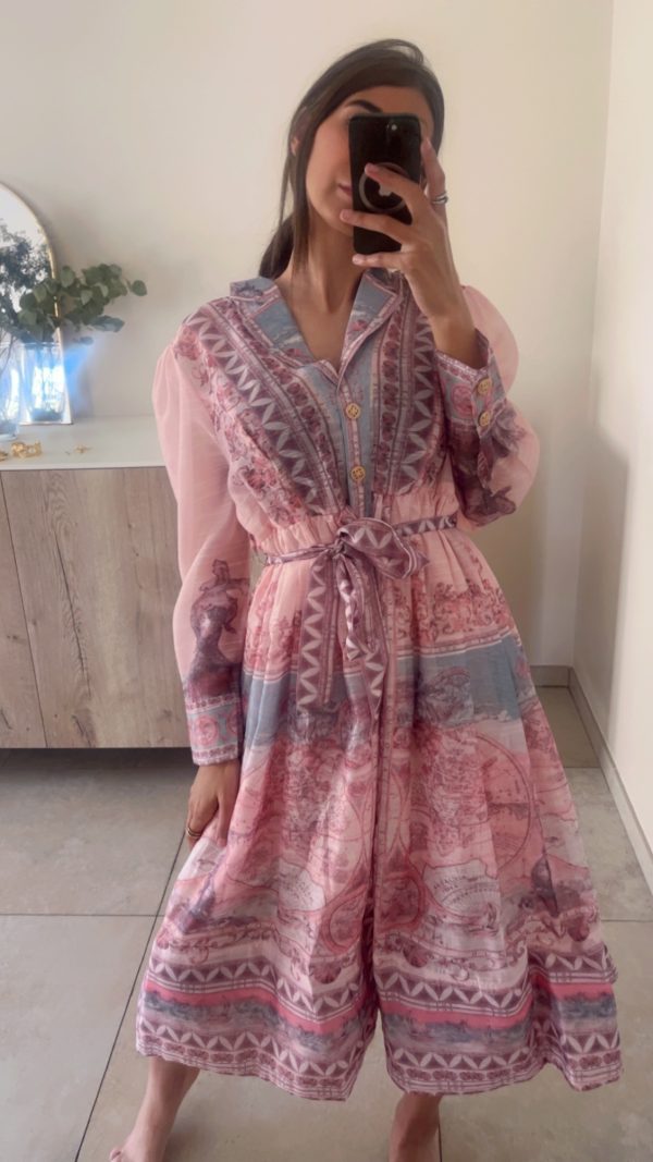 Robe Kate rose