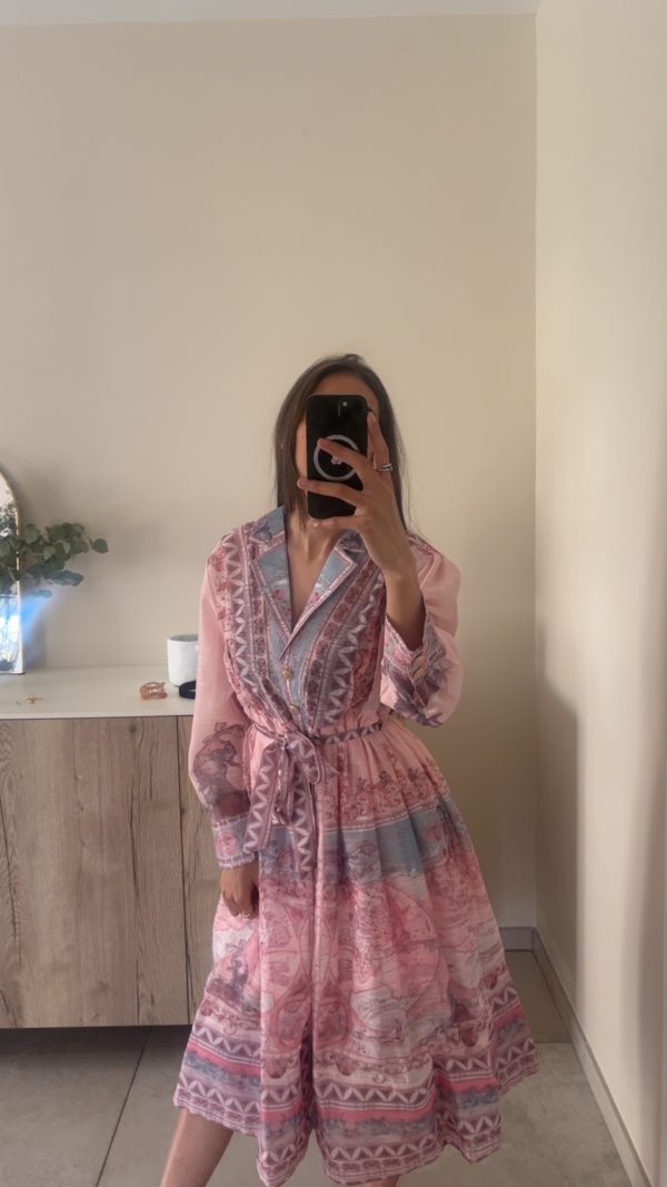 Robe Kate rose