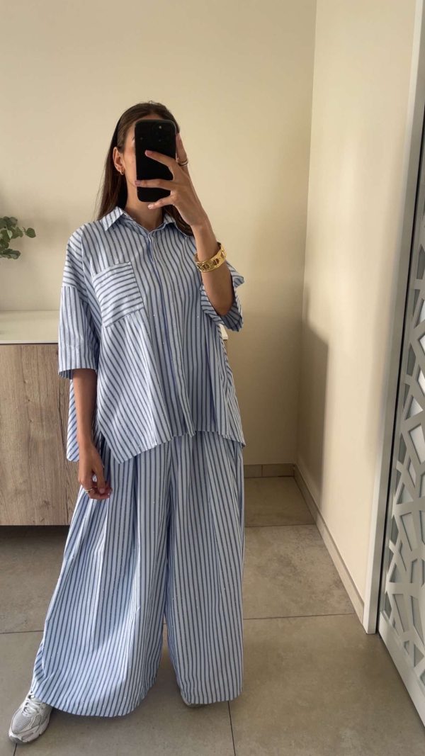 Ensemble Sandra bleu