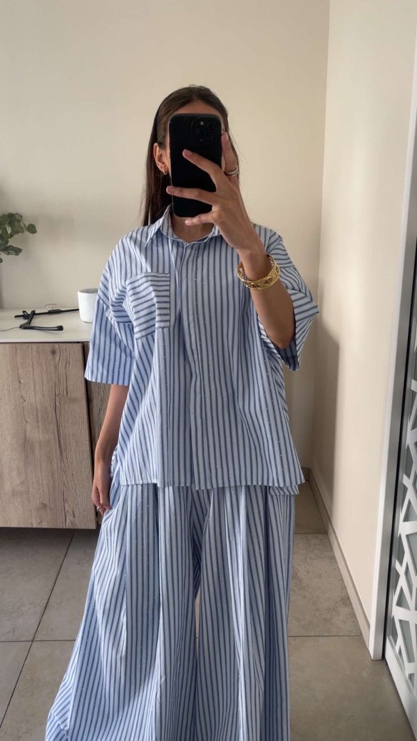 Ensemble Sandra bleu