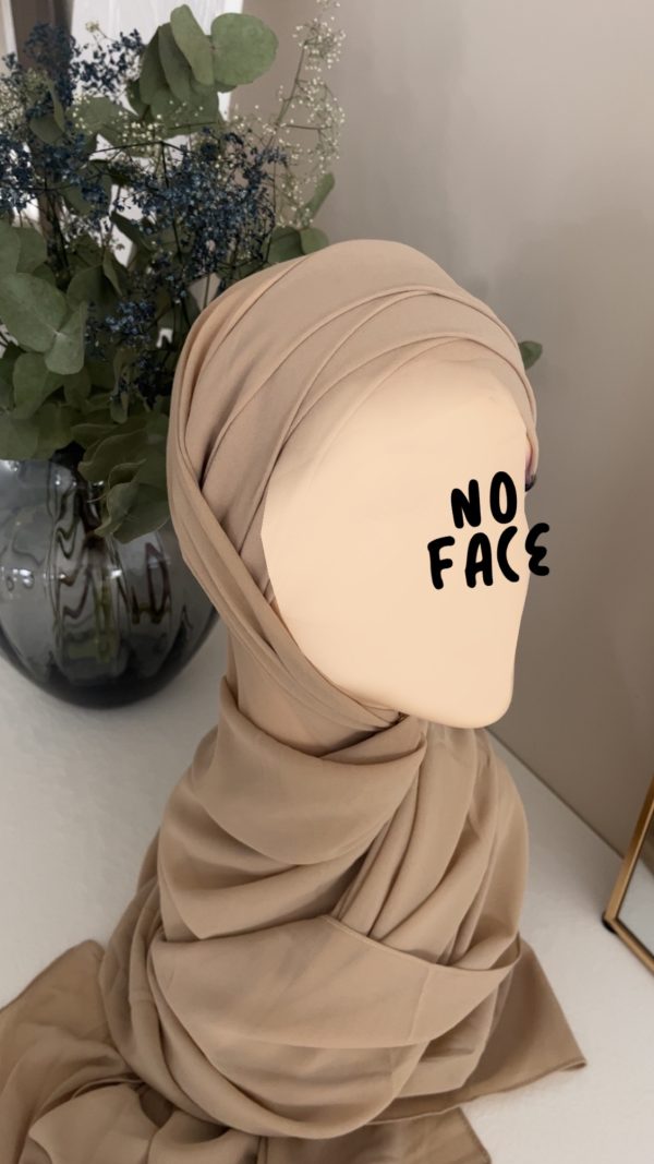 Hijab préformé sable