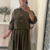 Ensemble Myra kaki