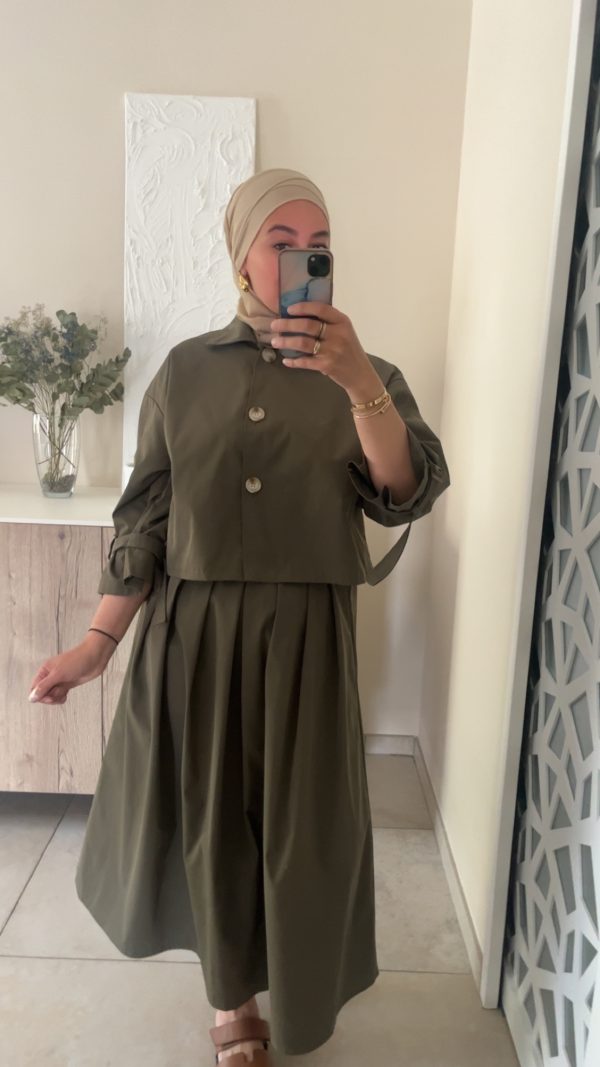 Ensemble Myra kaki