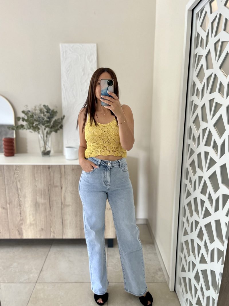 Top en crochet jaune