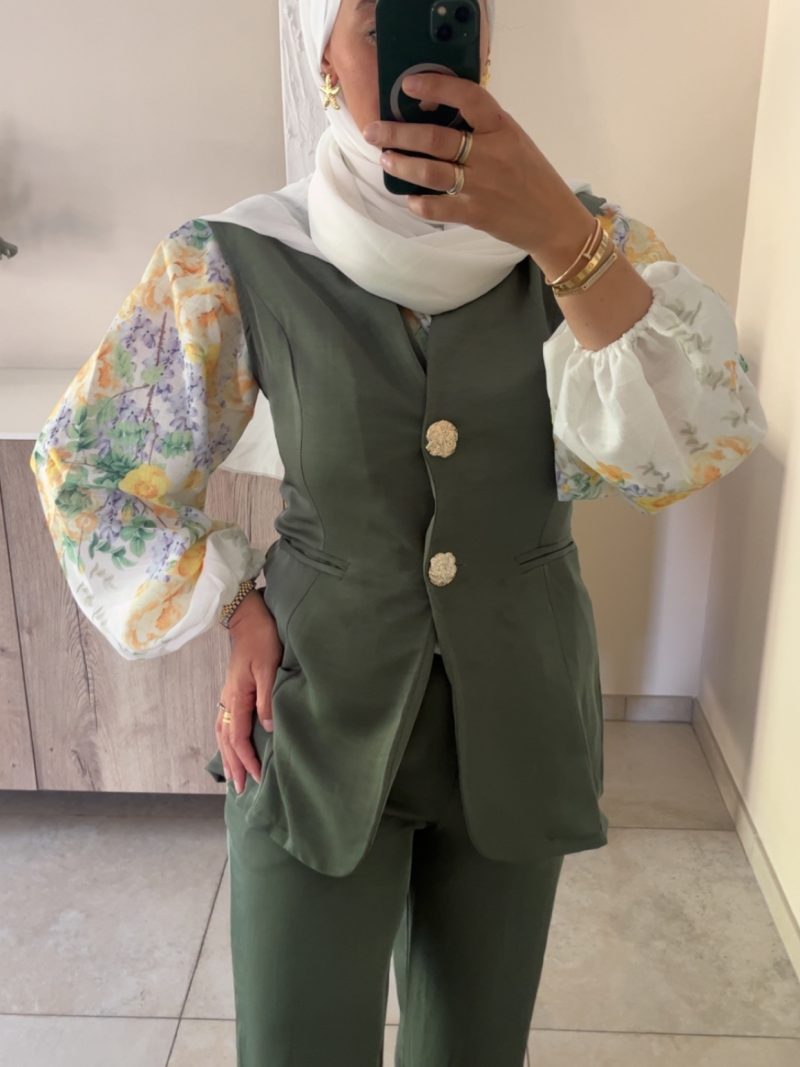 Ensemble Aby kaki