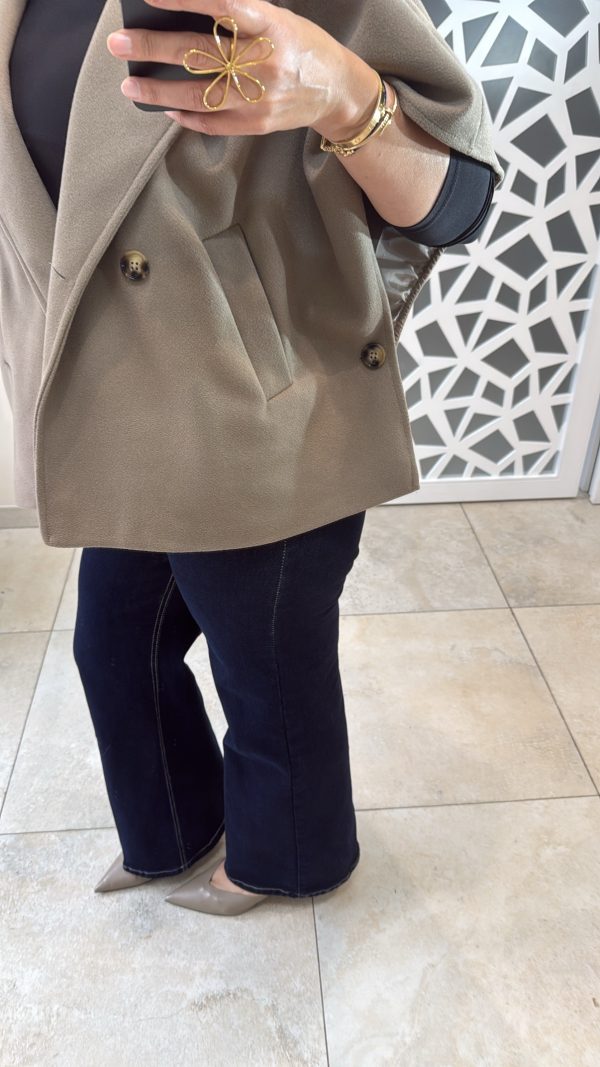 Cape beige