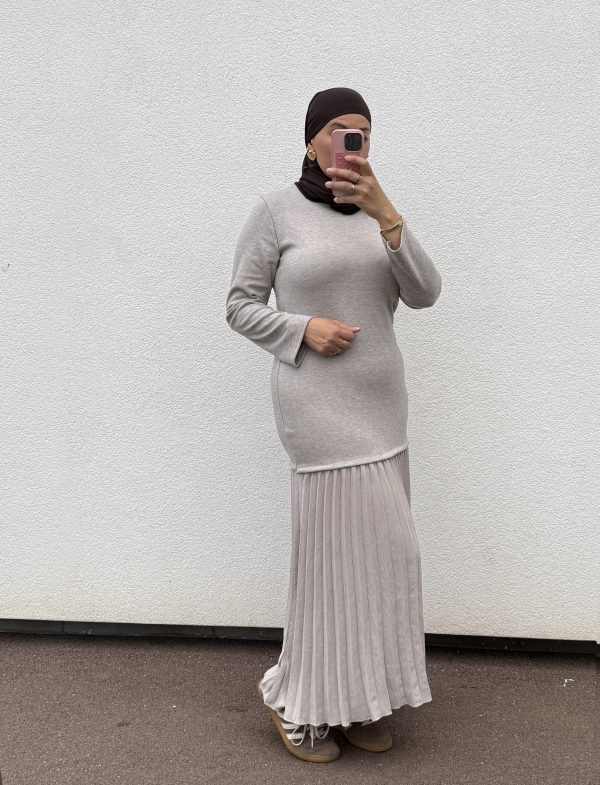 Robe pull plissé beige