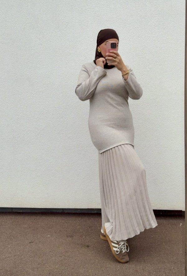 Robe pull plissé beige