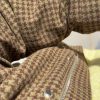 Manteau court à carreaux  à motif pied-de-poule marron et verte