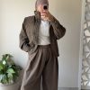 Manteau court à carreaux  à motif pied-de-poule marron et verte