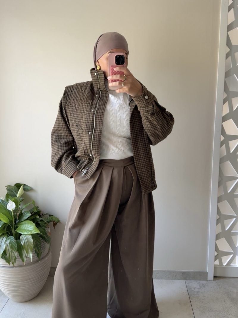 Manteau court à carreaux  à motif pied-de-poule marron et verte