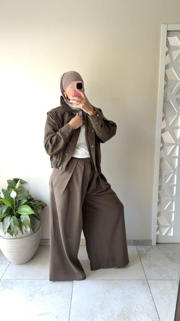 Manteau court à carreaux  à motif pied-de-poule marron et verte