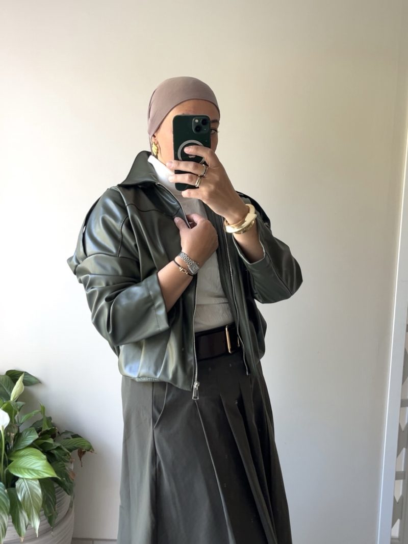 cjukmvnuyxbjagf0lzezlju4ljeumcaoavbob25lmtqsntsgau9tide4ljyumjsgz3ppcckgag-14 Veste oversize en similicuir kaki