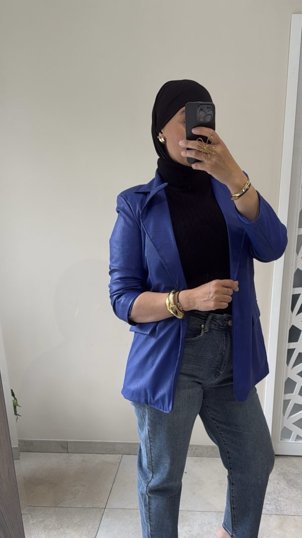 Veste blazer en simili cuir bleu – Élégance audacieuse et touche moderne