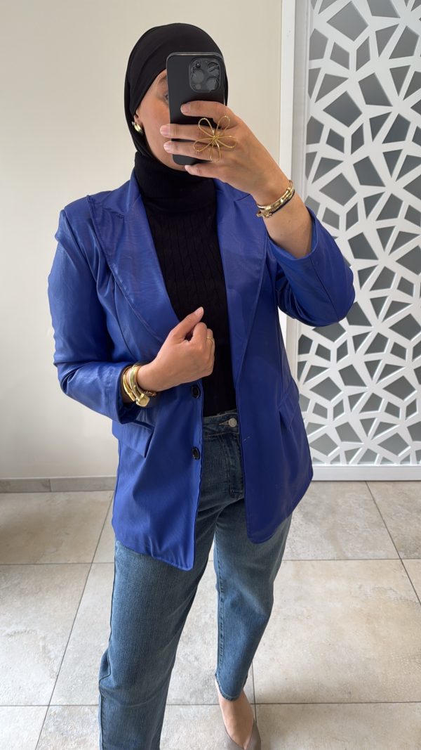 Veste blazer en simili cuir bleu – Élégance audacieuse et touche moderne
