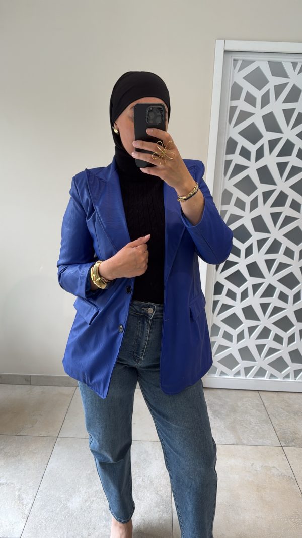 Veste blazer en simili cuir bleu – Élégance audacieuse et touche moderne