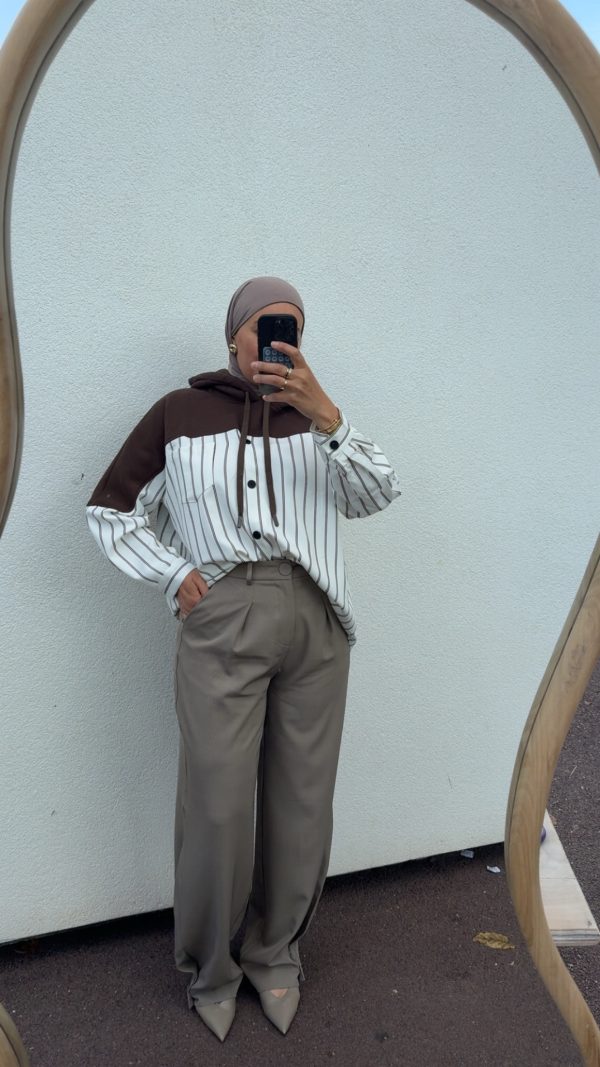 cjmkl1nuyxbjagf0lzezljywljeumcaoavbob25lmtcsmtsgau9tide4ljc7igd6axapiai-30 Sweat chemise marron