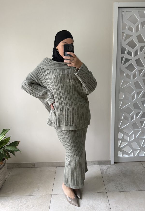 img_4060 Ensemble en maille côtelée femme – Pull oversize et jupe longue vert