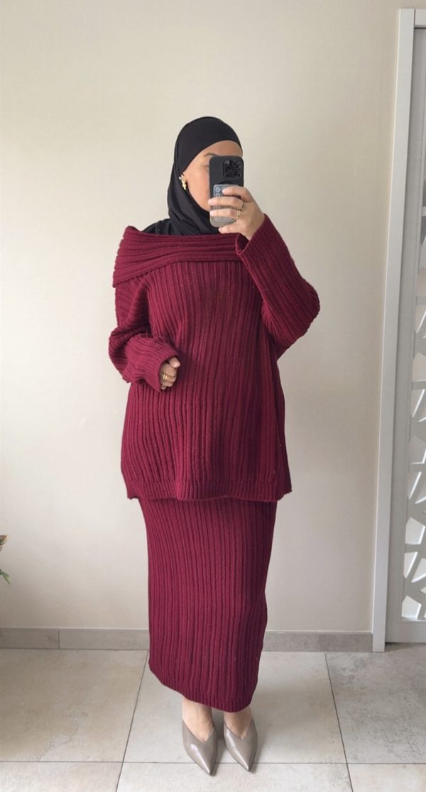 Ensemble en maille côtelée femme – Pull oversize et jupe longue bordeaux