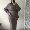 img_4154 Ensemble en maille côtelée femme – Pull oversize et jupe longue taupe