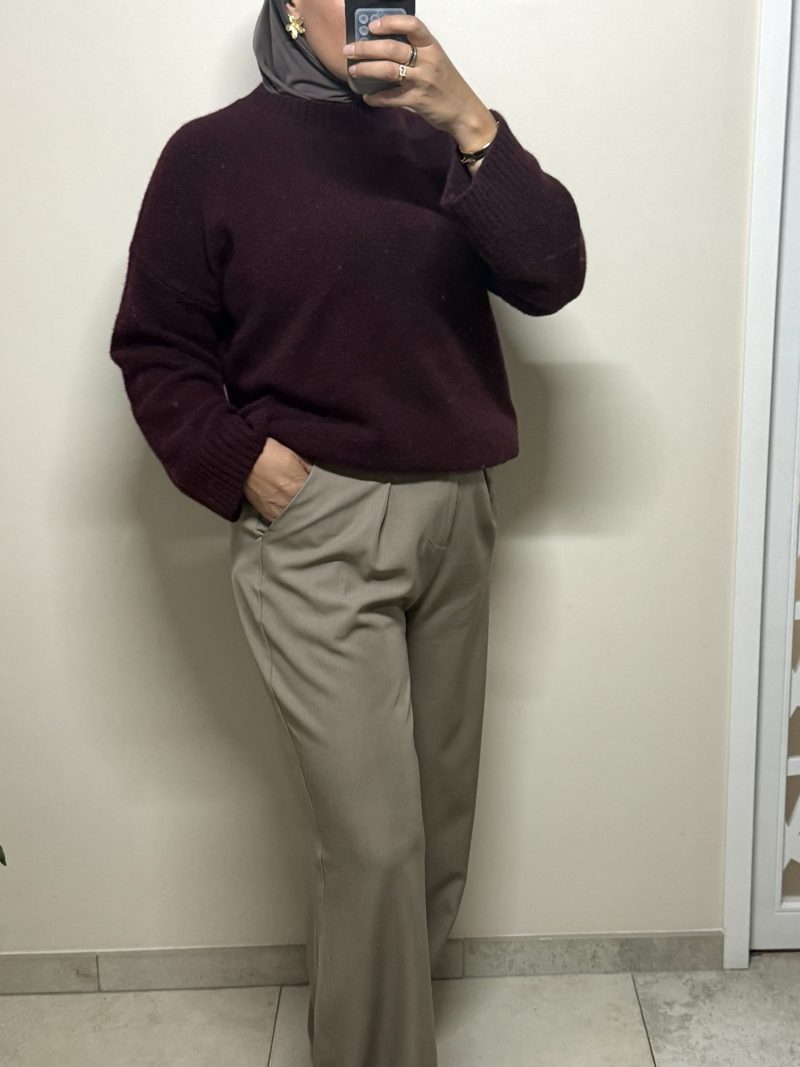 Pull oversize femme – bordeaux doux et lumineux