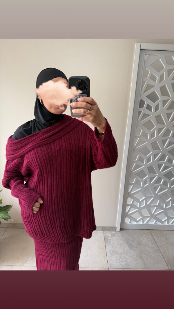 Ensemble en maille côtelée femme – Pull oversize et jupe longue bordeaux