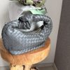 Sac à main tressé gris anthracite à anse nouée – Élégance moderne et texture luxueuse