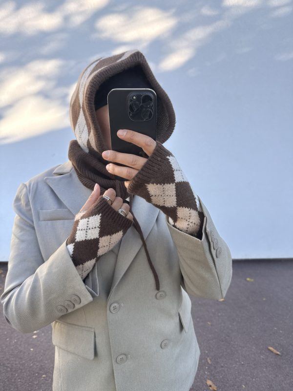 Mitaines en maille à motif losanges – style argyle rétro chic Marron