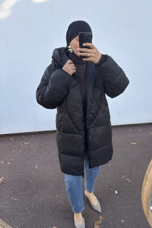 Doudoune longue noire – chaleur et style urbain