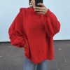 img_6787-3 Pull oversize à col montant – douceur et style cocooning rouge vif