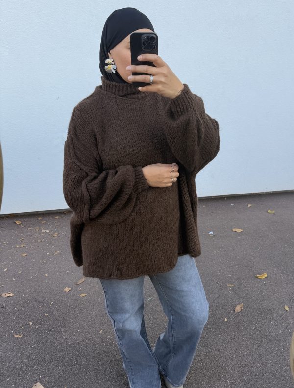 img_6824-2 Pull oversize à col montant – douceur et style cocooning marron