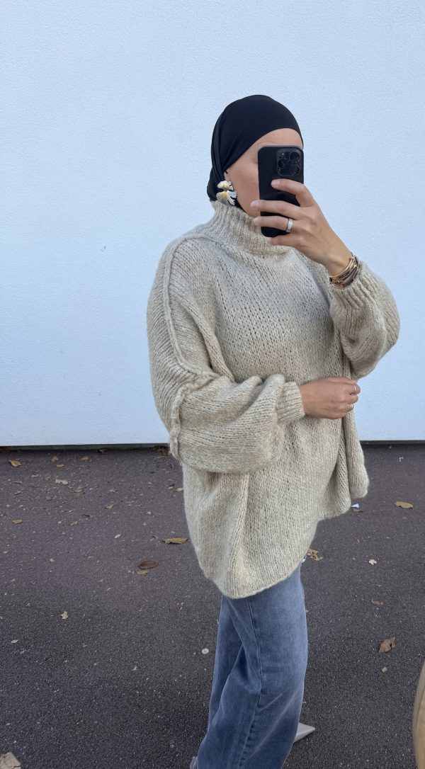 img_6855-2 Pull oversize à col montant – douceur et style cocooning taupe