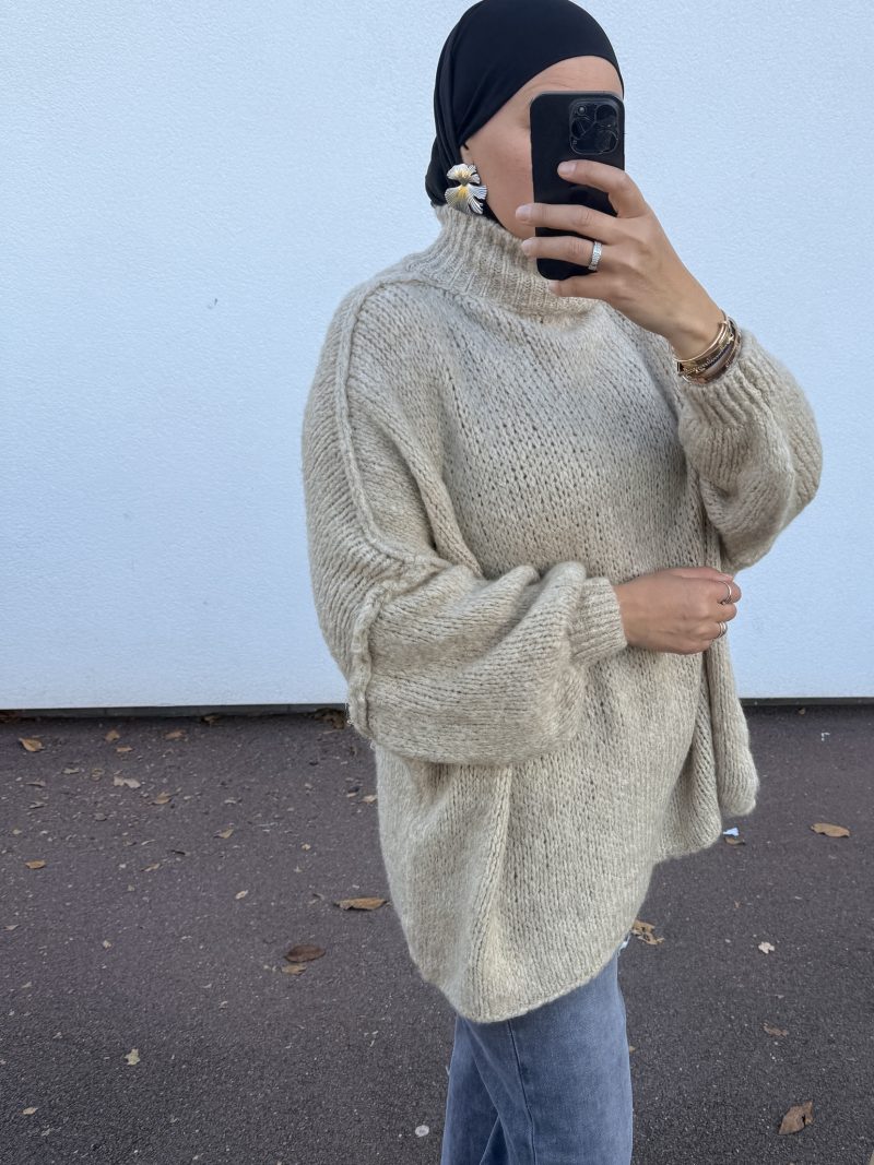 Pull oversize à col montant – douceur et style cocooning taupe