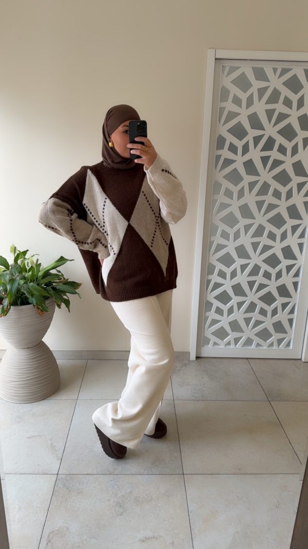 img_8285 PULL MOTIF LOSANGES – MAILLE DOUCE chocolat