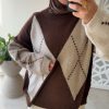 img_8286 PULL MOTIF LOSANGES – MAILLE DOUCE chocolat