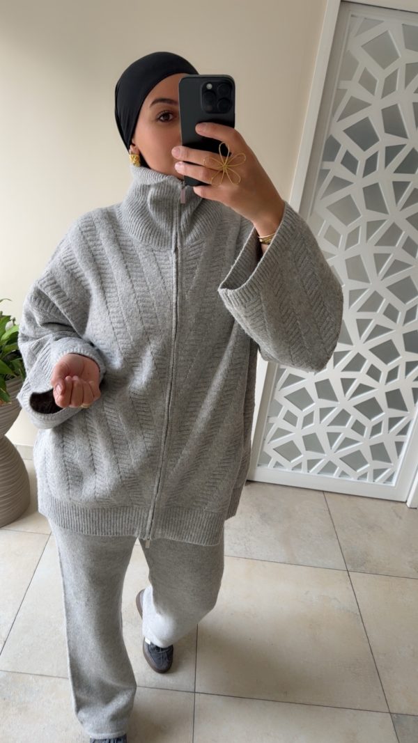img_8309 ENSEMBLE COCOONING ZIPPÉ GRIS – CHAUD, DOUX & ULTRA TENDANCE