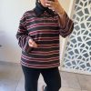POLO À RAYURES – STYLE CASUAL CHIC & OVERSIZE Noir / Bordeaux