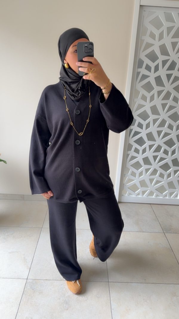 ENSEMBLE COCOONING NOIR – DOUX, CHIC & CONFORT ABSOLU