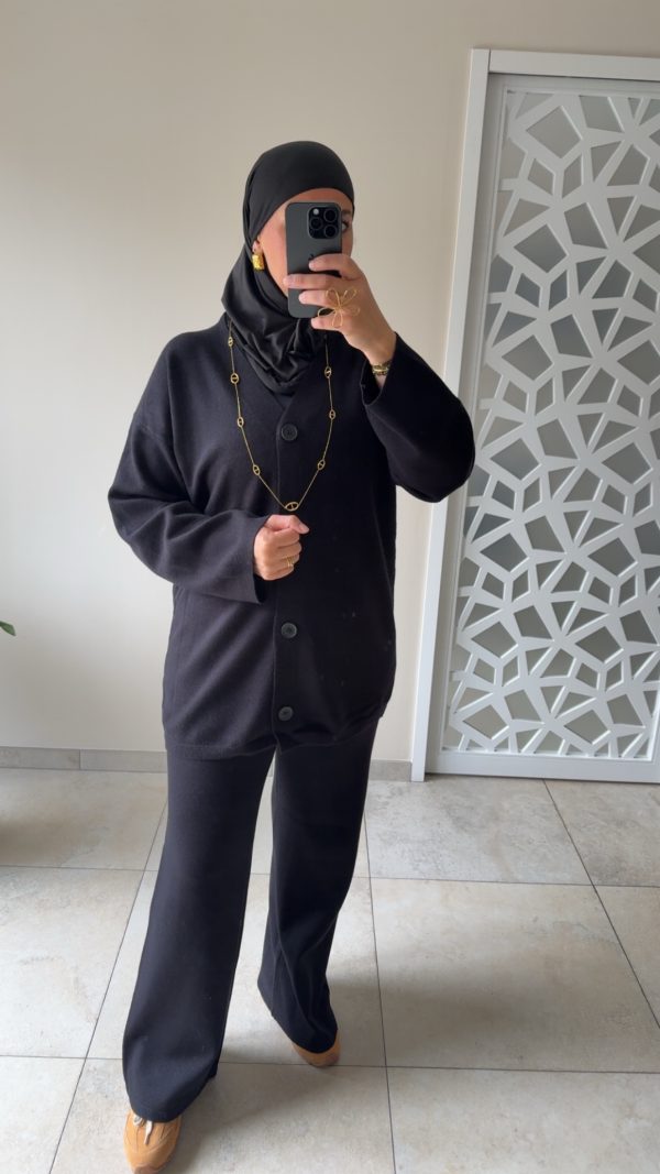 ENSEMBLE COCOONING NOIR – DOUX, CHIC & CONFORT ABSOLU