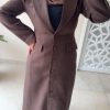 Manteau long structuré – Coupe élégante et moderne marron